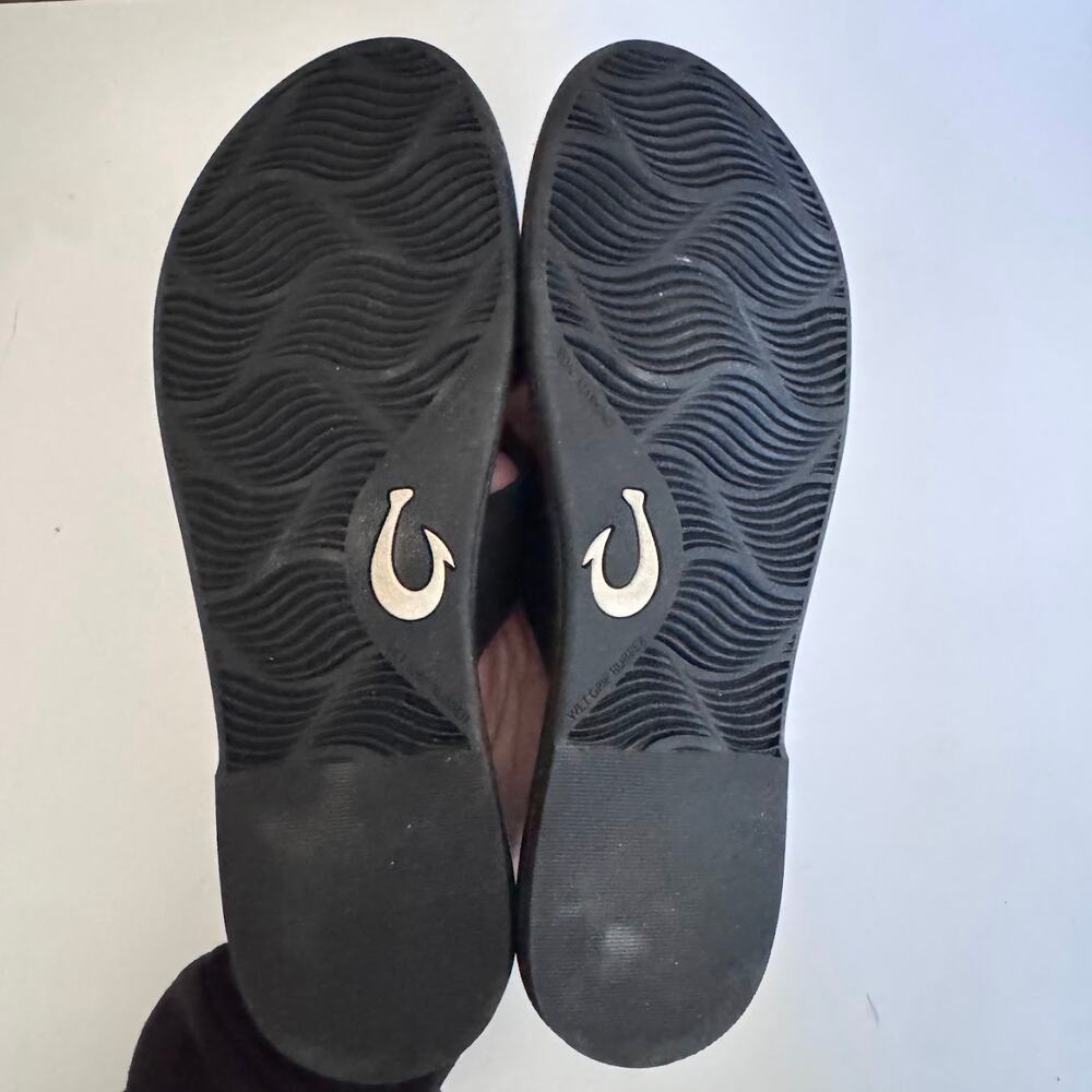 Olukai La'I Slide Sandals in Black Lava Rock Tortoise Shell Buckle Size 8 - Picture 5 of 6